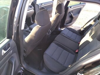 Volksvagen Golf Style 2.0 Tdi kombi - 11