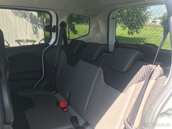 Ford Tourneo Courier, 1.0 EcoBoost 74 KW VADA MOTORU - 11