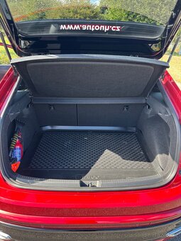 Volkswagen Taigo 1.5 tsi - 11