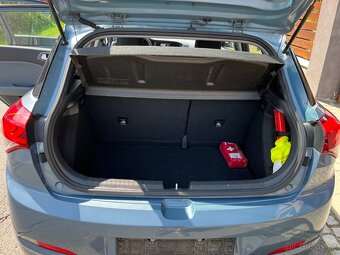 Hyundai i20 1.2i 55kw 2016. Výborný stav - 11