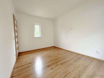 Velká Kraš - Rodinný dům 3+kk 55 m², pozemek 648 m² - 11