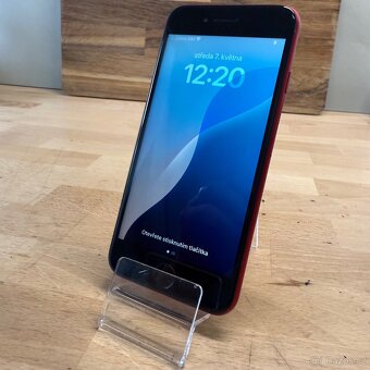 iPhone SE 2020 64GB, červený, 100% baterie (rok záruka) - 11
