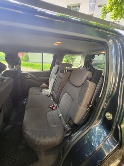 Nissan Pathfinder R51 2.5 dCi (2006) – zvednutý podvozek, na - 11