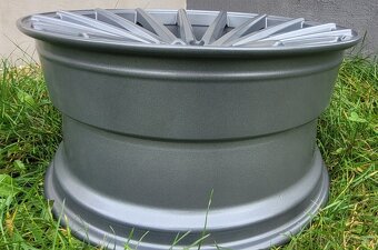 Prodám konkávní elektrony origo VOSSEN 5x120 r19 dvourozmer - 11