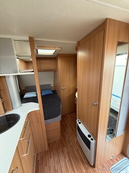 Knaus südwind 450 - předstan, vybavení - 11