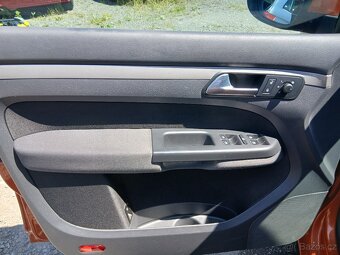 Volkswagen Touran, 1.4 TSI Freestyle, r.v.12/2009 - 11