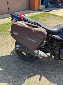 Yamaha XJR 1300 - 11
