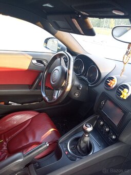 Audi TT 3.2 V6 210kW Quattro - 11