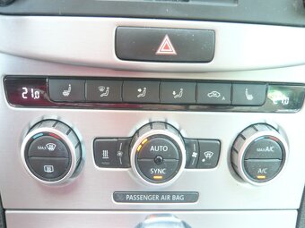 Volkswagen Passat CC 2.0 TDI DSG 4MOTION R-LINE PANORAMA - 11