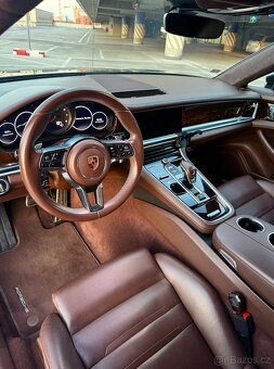 Porsche Panamera Turbo - 11