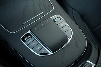 Mercedes-Benz E400d, Ventilace, Tažné, ČR - 11