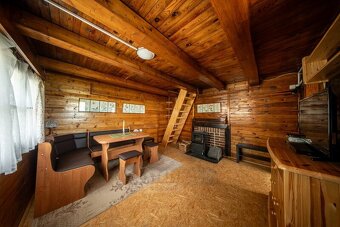 Prodej kompletně rekonstruované chaty s prostorným pozemkem, - 11