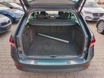 Škoda Superb 3 Combi iV 1.4eTSI 160kW DSG Tažné ACC DCC Navi - 11