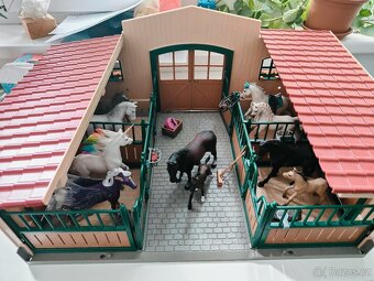Stáj Schleich - 11