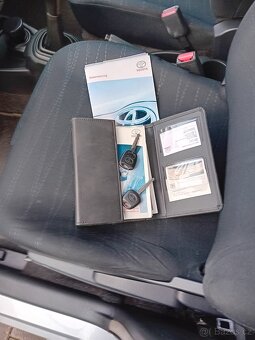 Toyota Yaris 1.0 51kW 2008 - 94.500km - 11