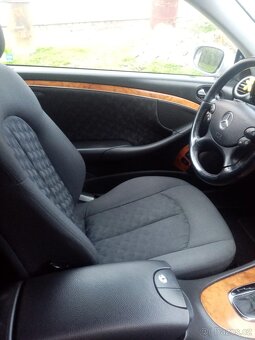 Prodám Mercedes-Benz CLK 320 - 11