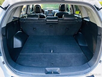 Hyundai Santa Fe 2.2CRDi 145KW 4x4 AUT VÝHŘEV KAMERA PREMIUM - 11