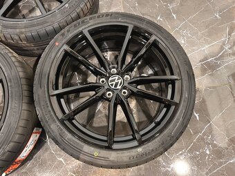 original vw passat pretoria r19 letní 3G0601025BH - 11