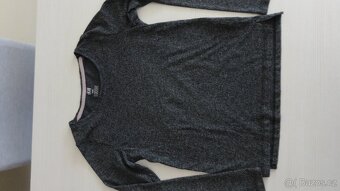 Dívčí trička vel. 134,140 a 146 s dlouhým rukávem - 11