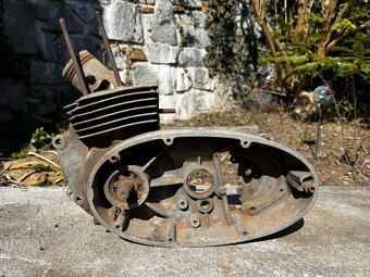 Motor Jawa ČZ 355, 356 - 11