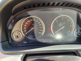 BMW řady 5 F10 530d xd 190kw. M paket - 11