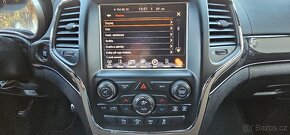 Jeep Grand Cherokee Overland 3.0 V6 max.výbava, bez investic - 11
