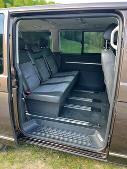 VW Multivan T5.1, DSG Highline - 11