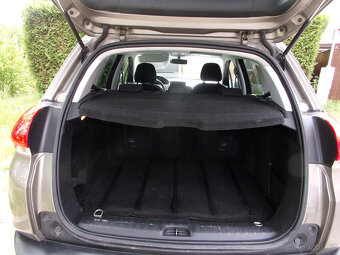 Peugeot 2008 1.2 VTi,navigace,1.majitel,serviskní kniha,TOP - 11