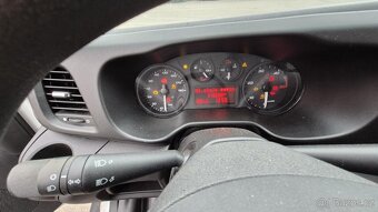 Prodám IVECO DAILY 35S16 skříň - 8 palet - 11