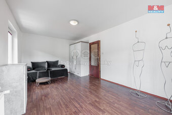 Prodej rodinného domu, 326 m², Stříbrná - 11