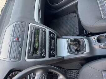 ŠKODA OCTAVIA II FL COMBI 1.4 TSI STYLE - 11