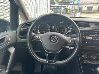 Volkswagen Touran 2.0 TDi 110kW 7míst - 11