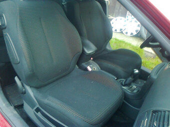 Citroen C4,1.6Hdi,80kW,9HZ,EKQD,r.2006,coupé,3.dv, jen díly - 11