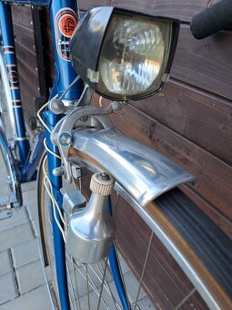 ZÁNOVNÍ ULOŽENKOVÝ Favorit vhodný jako dekorace podniku - 11