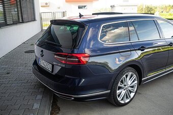 Volkswagen Passat Variant 2.0 TDI 190k Highline 4x4 RLINE - 11