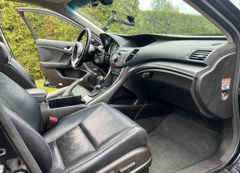 Honda Accord 2.4 Executive - 11