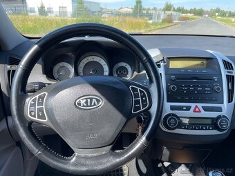 Kia Ceed 1.6i 93kW 2009 - 11
