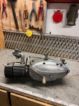 Motor jawa pionýr 05 - 11