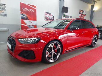 Audi rs4 - 11
