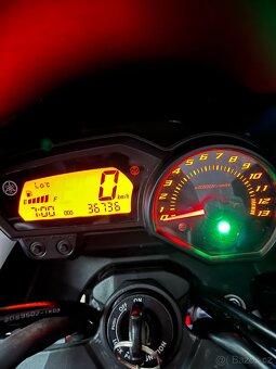Yamaha XJ6N (2012) - 11