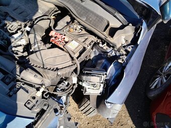 Ford Fiesta 1,0i Ecoboost - 11
