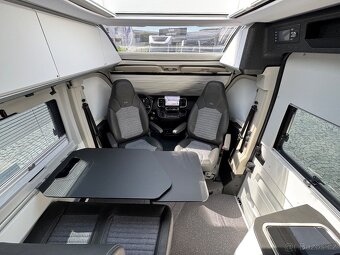 ADRIA TWIN SELECTION 640 SGX, 180 PS, AUTOMAT 8st. - 11