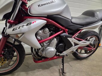 Kawasaki ER-6n - 11