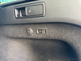 VW Passat B8 GTE 1.4 TSI 150kW DSG Tažné Panorama Matrix ACC - 11