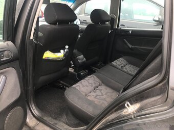 Volkswagen Bora 1.9 TDI - 11
