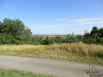 Prodej stavebního pozemku v Radějově - 11