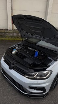 VOLKSWAGEN GOLF 7.5R - 11