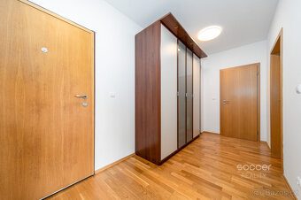 Pronájem bytu 2+kk/B/S/PS, 75 m2, Praha 6 - Vokovice, ul. Ti - 11