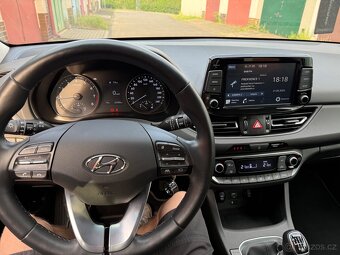 Hyundai i30 1.5i - 11
