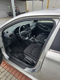 Hyundai i30 fastback 1.0 tgdi 88kw 2019 - 11